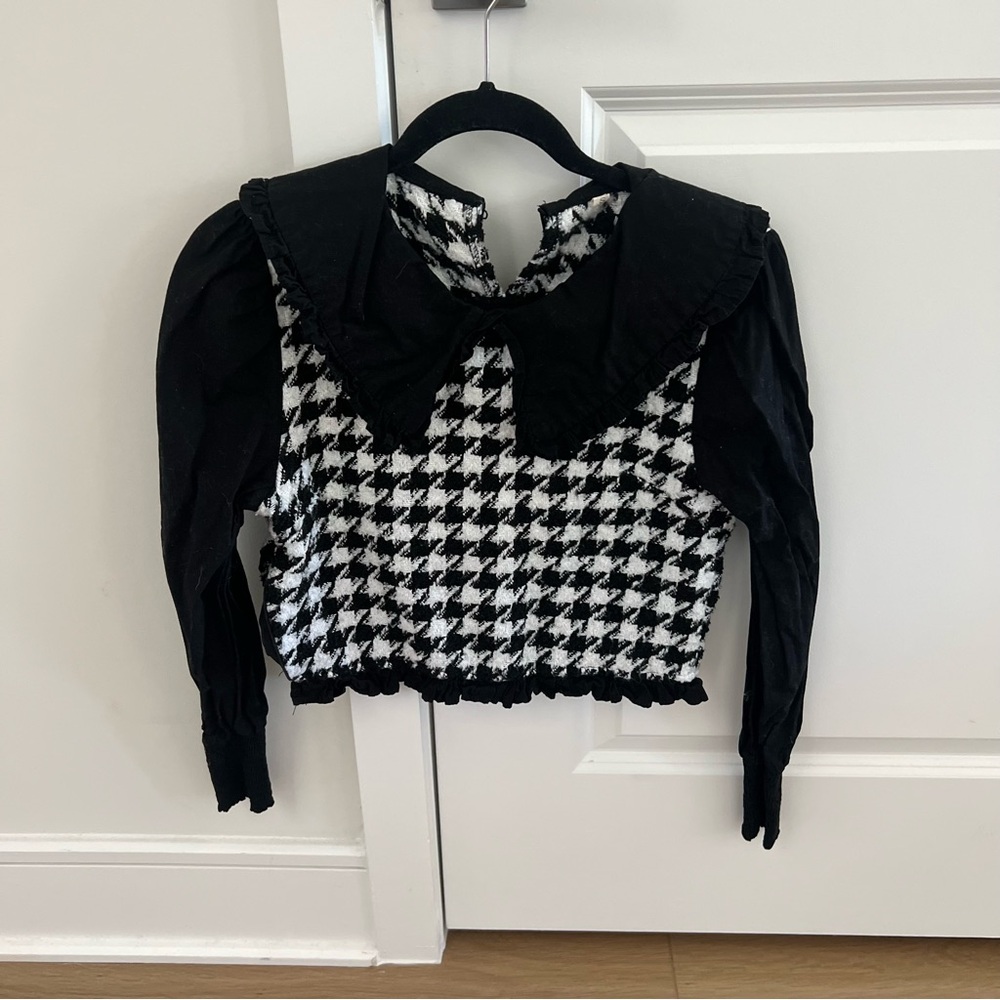 Black and White Houndstooth Top